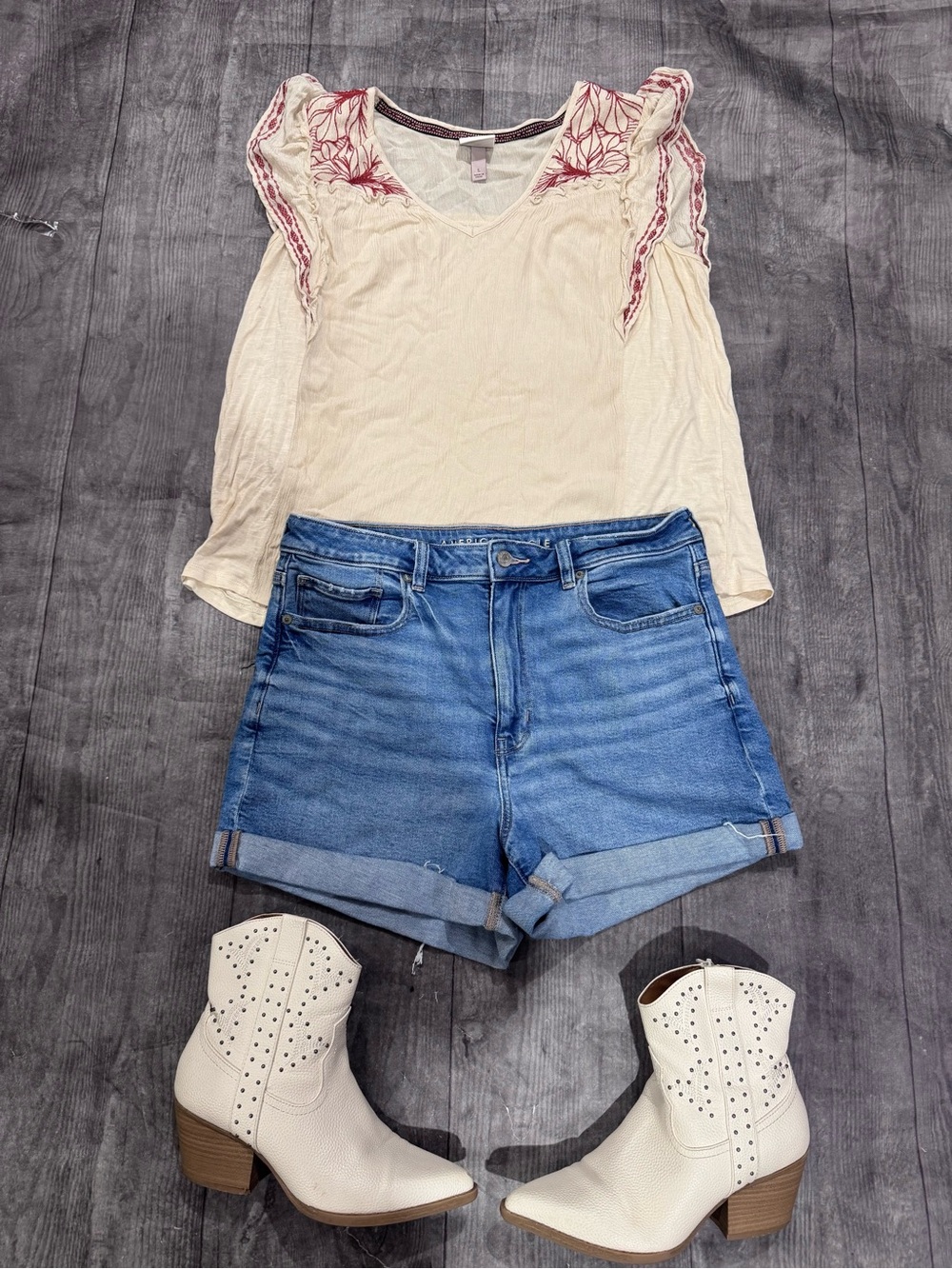 Knox Rose Cream Embroidered V-Neck Top with Red Floral Detail